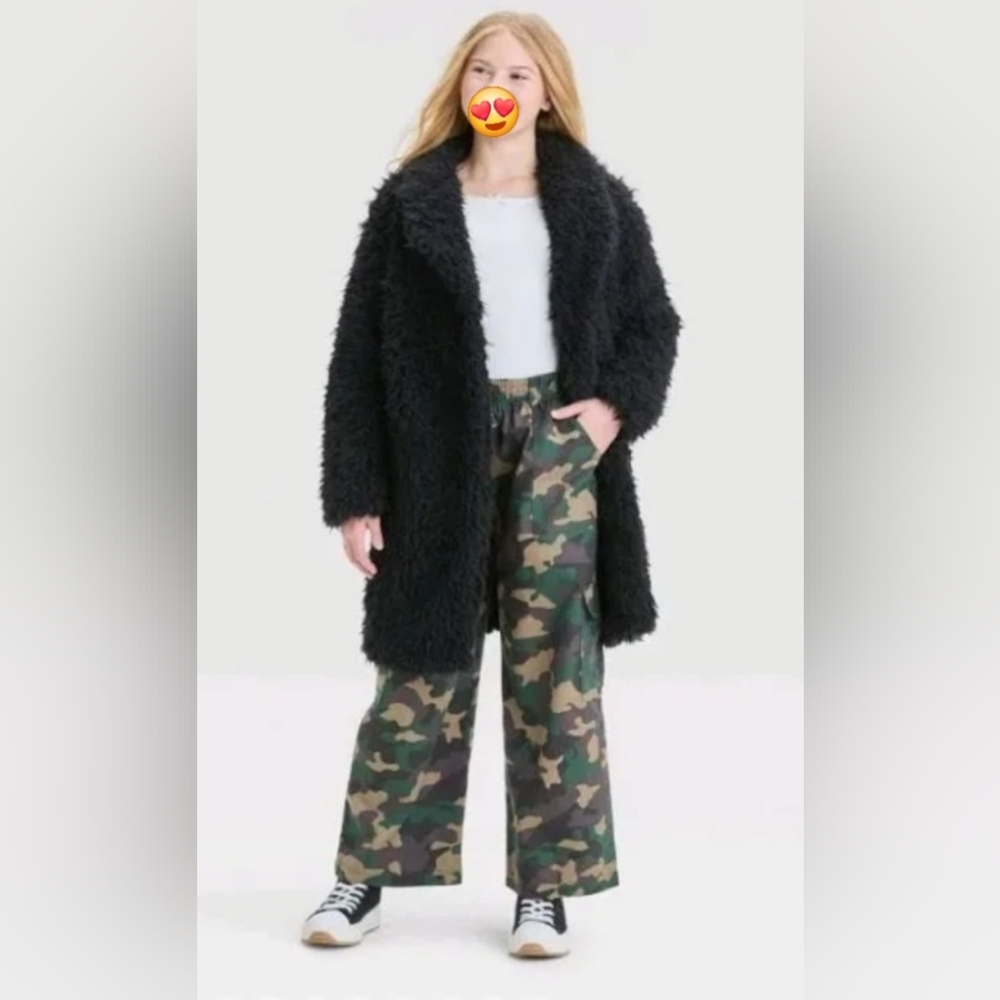 Art Class L(10-12) Girl's Long Faux Fur coat with pockets.($35)